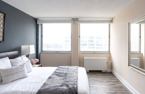 Downtown Cleveland Apartment | Barsala At The Luckman