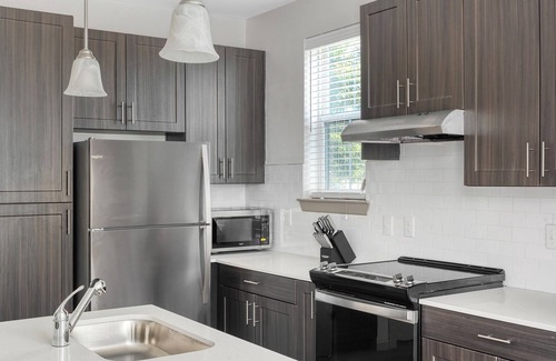 Pflugerville Apartment | Barsala At The Parker Austin