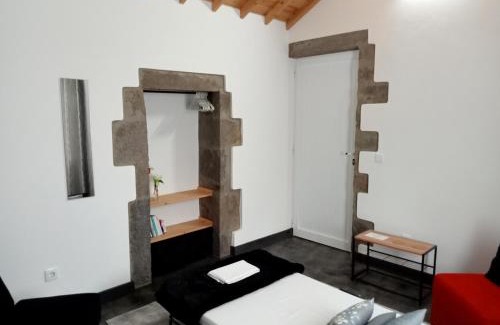Achadinha Bed & Breakfast | Basaltic Guest House