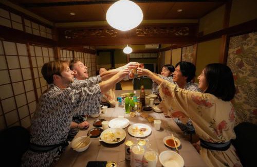 Kinosaki Onsen Hotel | Base House Kinosaki お子様無料でサウナもアクティビティも楽しめる1棟貸切宿 Private Japanese Villa Stay with Free Shuttle, Sauna, Activities & Kids Stay Free