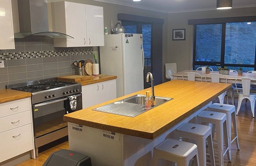 Merrijig House | Base of Mt Buller -3 bedroom house in Merrijig .OFFERING DISCOUNTS