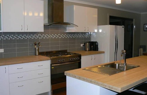 Merrijig House | Base of Mt Buller -3 bedroom house in Merrijig .OFFERING DISCOUNTS