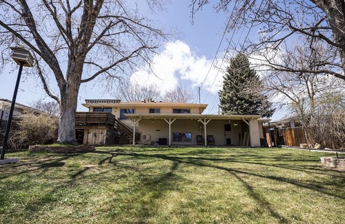 Eiber House | Basecamp Denver 2BR Guest Suite near Red Rocks