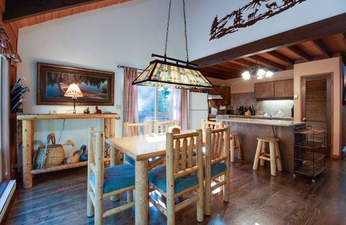 Black Butte Ranch Cabin | Basecamp for endless adventure, perfect Black Butte location
