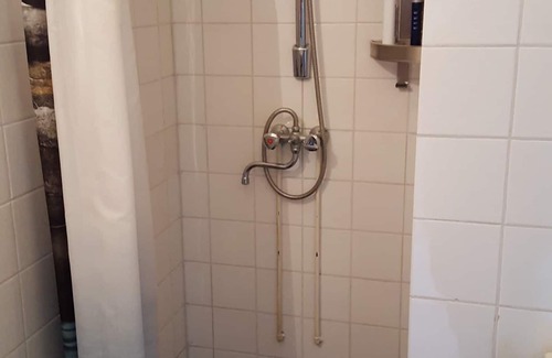 Bijlmer-Centrum Apartment | Basic Studio Apartment Near Amsterdam Arena