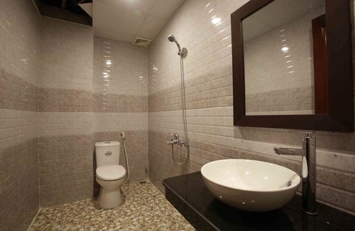 Hoi An City Centre House | Basil Homestay and Hostel