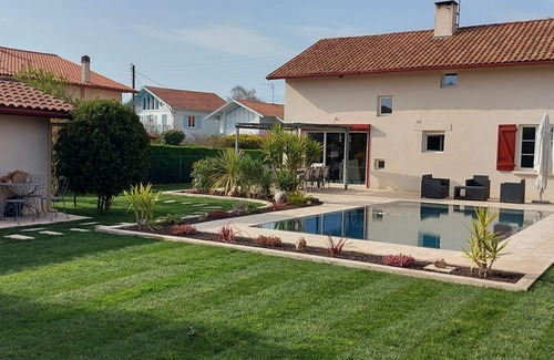 Saint-Vincent-de-Tyrosse House | Basque country house 10 km from the beaches