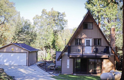 Wishon Cabin | Bass Lake Cabin. Knotty Pines Lodge