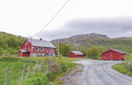 Tyinkrysset House | Bassebuupdalstøl