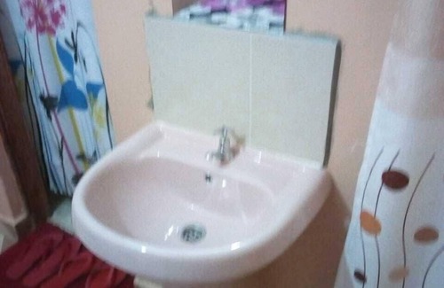Nanyuki House | Batian Guest Hotel