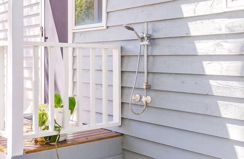 Dunsborough House | Baudin On Bay Family Escape by the Foreshore