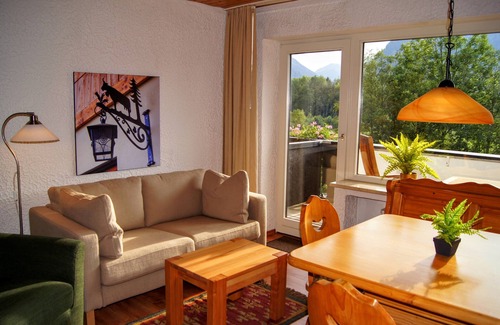 Meilingen Apartment | Bavarian Holiday Hideaway #10