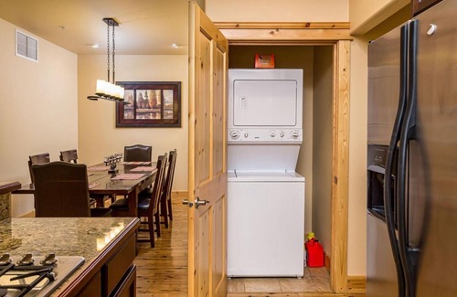 Leavenworth House | Bavarian Mountain Suite