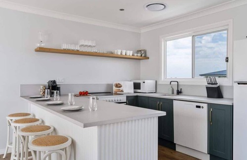 Bawley Point House | Bawley Blue Summary: