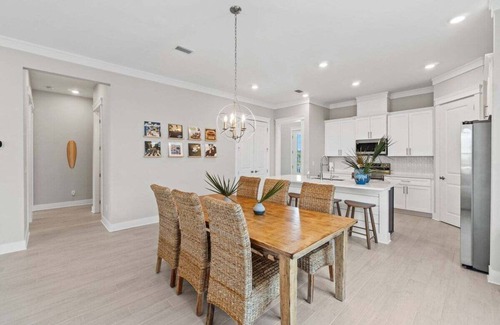 Port St. Joe House | Bay-Front Luxury Home w/Stunning Views, Expansive Porches-Family Friendly