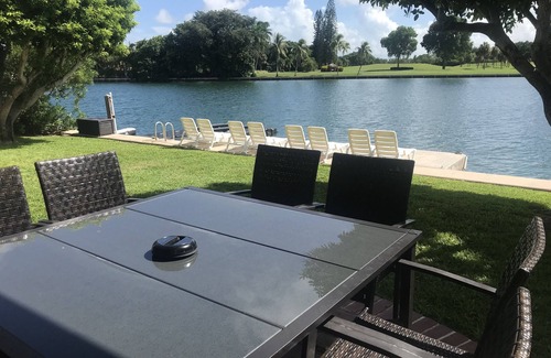 Bay Harbor Islands Villa | Bay Front - 'Villa La - Vue', Incredible Bay & Golf Course Views! Sleeps 15.