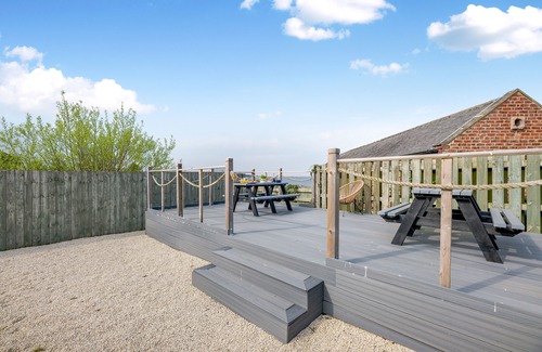Waren Mill Apartment | Bay View No 5 The Maltings