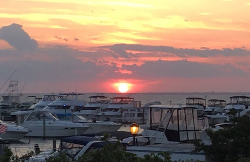 Davis Park House | Bay Views and Sunsets on Davis Park.