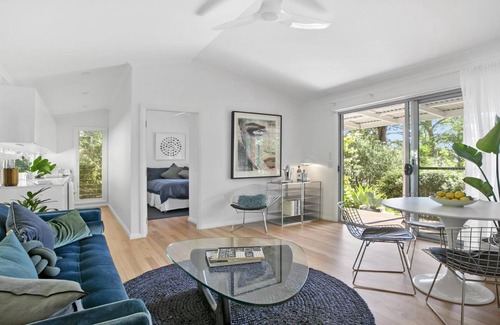 Pretty Beach Central Coast House | Bay views, beaches and bush walks