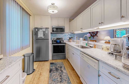 Bethany Beach House | Bayberry Woods townhouse with access to pool/tennis, fireplace & washer/dryer