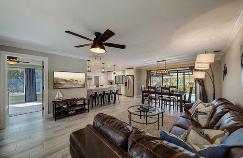 Bay Isle House | Baydream Bungalow | Pet Friendly Home w/Private Heated Screened-In Pool