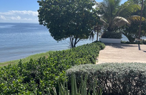 Portmore Apartment | Bayfront Apartment & villa