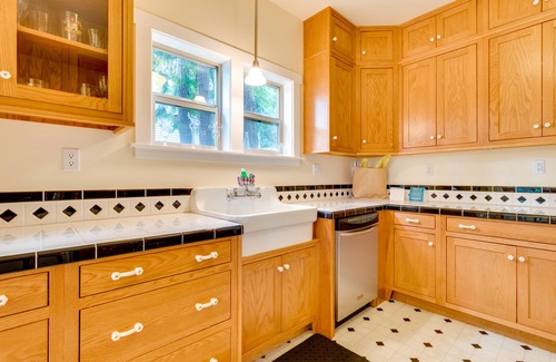 Adelma Beach House | Bayfront Dog-Friendly Cottage with Porch, Gas Grill, WiFi & Beach Access