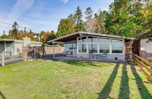 Birch Bay Cabin | Bayfront Retreat w/Private Beach in Birch Bay