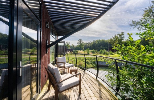 Maubray House | Bayleaf: Forest Retreat