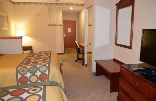 Budd Lake Hotel | Baymont by Wyndham Budd Lake