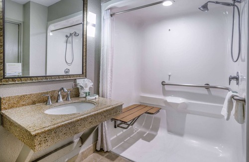 La Vergne Hotel | Baymont by Wyndham La Vergne/Nashville I-24 East
