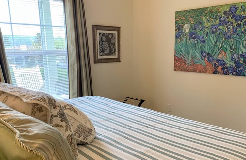 Jacoby Creek House | Bayside Bungalow, Stylish & Close to Town
