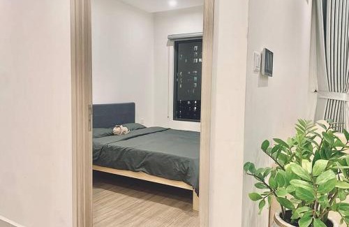 District 9 Apartment | BB Home - Vinhomes 1BR Apartment With Pool View
