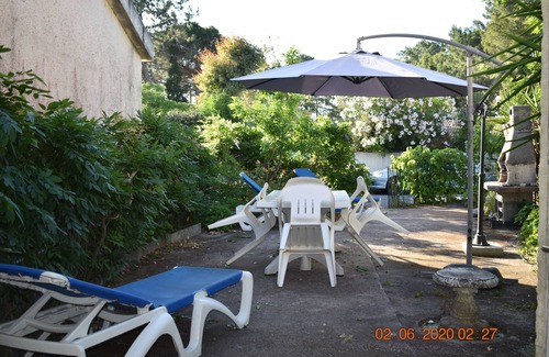Pineto House | Beach<100m. Air conditioning. Wifi. Enclosed garden. bbc. Parking.opt car. No. of activities