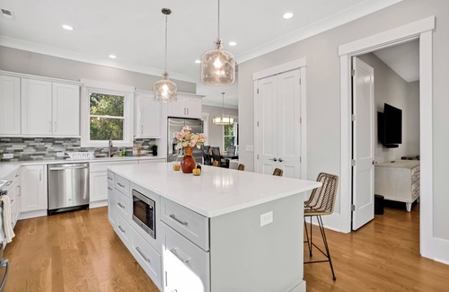Tranquil Harbour House | Beach Better Have My Money! Clean "Ocean Close" Getaway! 5BR, Pool & EV Charger!