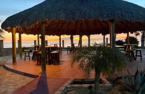 San Felipe House | Beach Bungalow, Pool and direct Beach Access