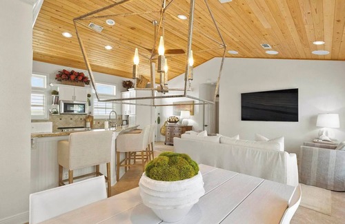 Villa Primera House | Beach Bungalow Steps from Pensacola Beach and Sound with Salt water heated pool