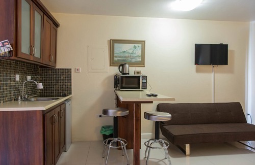 Ocho Rios Apartment | Beach Castles Studio