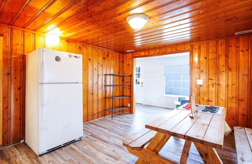 Ocean Drive Cottage | Beach Cottage Heart of Ocean Drive Sleeps 14