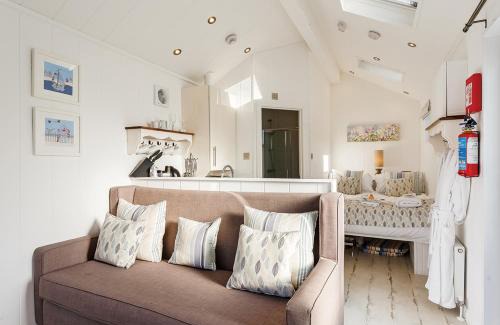 Hele Resort | Beach Cove Coastal Retreat