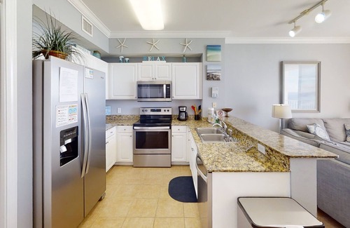 Panama City Beach Condo | Beach Front 2bed 3bath bunks Free Beach Service Free Golf & Activities Daily
