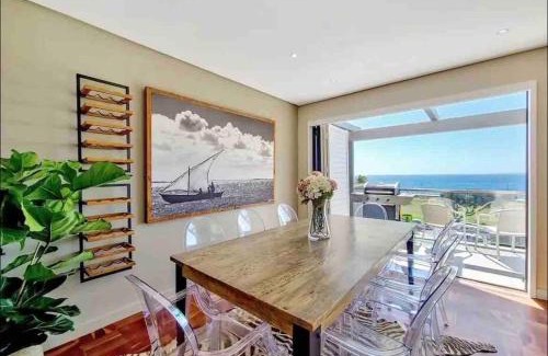 Three Anchor Bay Apartment | Beach Front Bliss + Inverter+parking