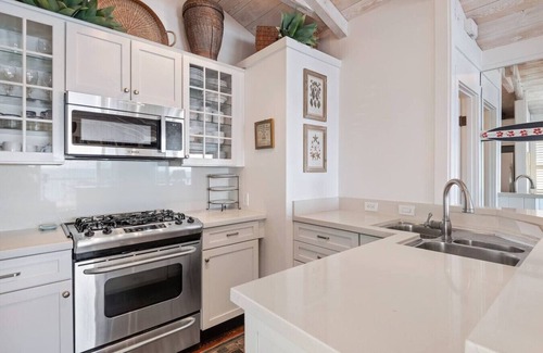 Montecito Apartment | Beach Front Escape on Miramar Beach in Montecito