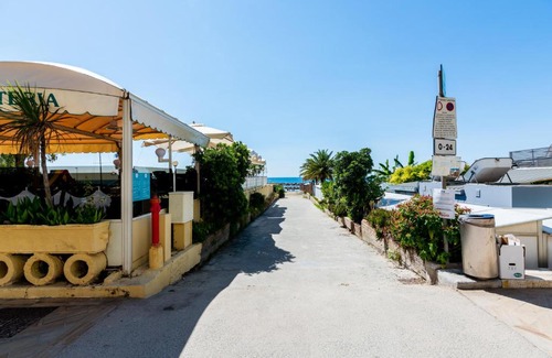 Arma di Taggia Apartment | Beach Front Home - Appartamento sulla Spiaggia