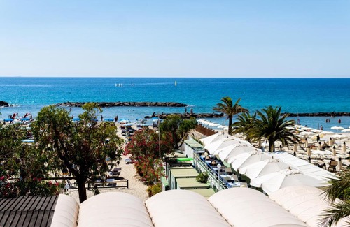 Arma di Taggia Apartment | Beach Front Home - Appartamento sulla Spiaggia
