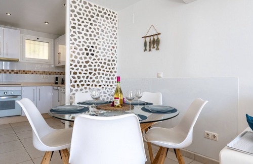 Sitio de Calahonda Ski Chalet | BEACH Front house - Full SEA View - Dona Lola BEACH Resort - Between MARBELLA and La cala de Mijas - 2 bedrooms + 2 bathrooms - CS100