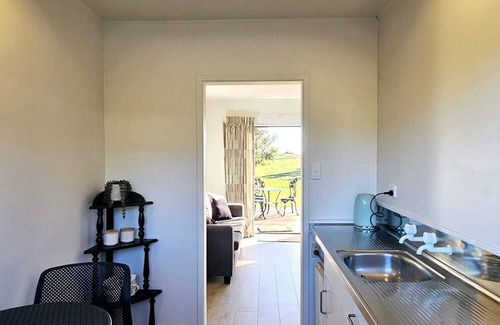 Clifton House | BEACH FRONT - Sunflower Beach House Pohara