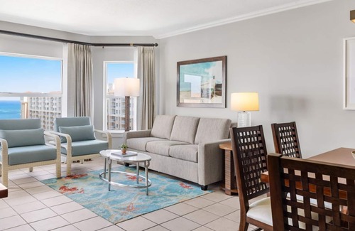 Palm Beach Resort | Beach Fun at Surf Club Resort+Amenities