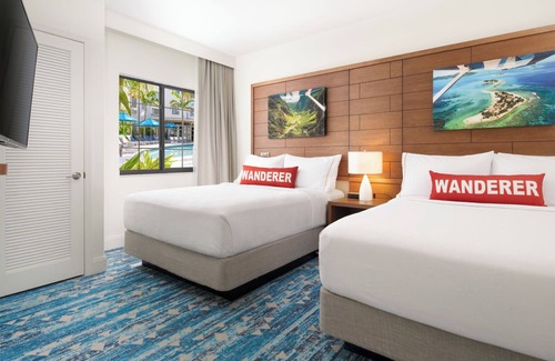Park Shore Hotel | Beach Getaway Ideal for Family | Spacious Suite w/Kitchen | Free Parking