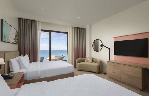 La Romana Hotel | Beach Getaway w/Pool, Balcony | Steps from Caleta Beach